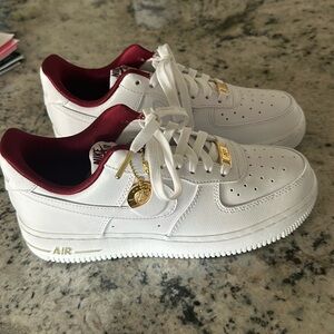 Nike Air Force One sneaker women’s size 7 1/2 brand new
